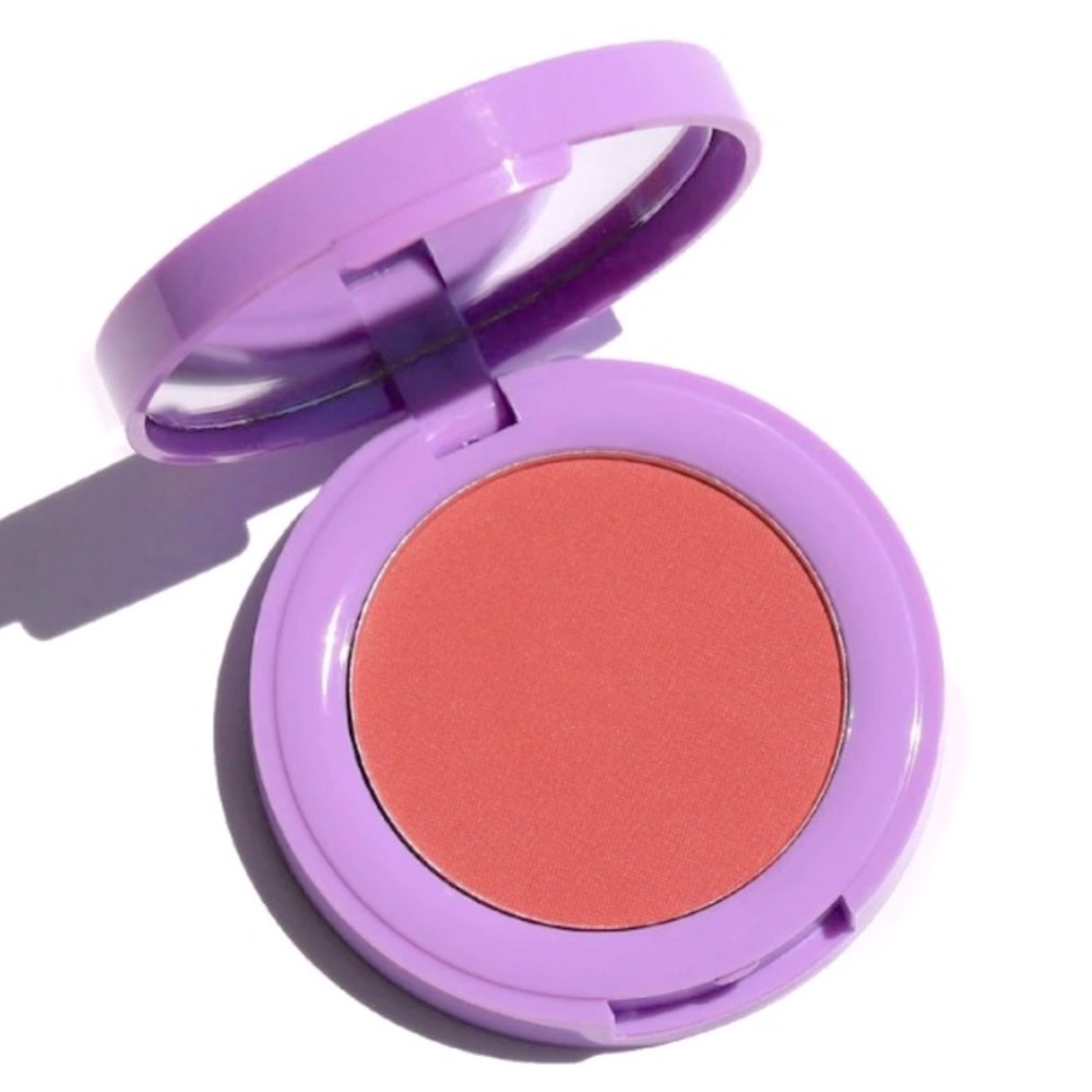 In Bloom Powder Blush in the color Freshly Squeezed